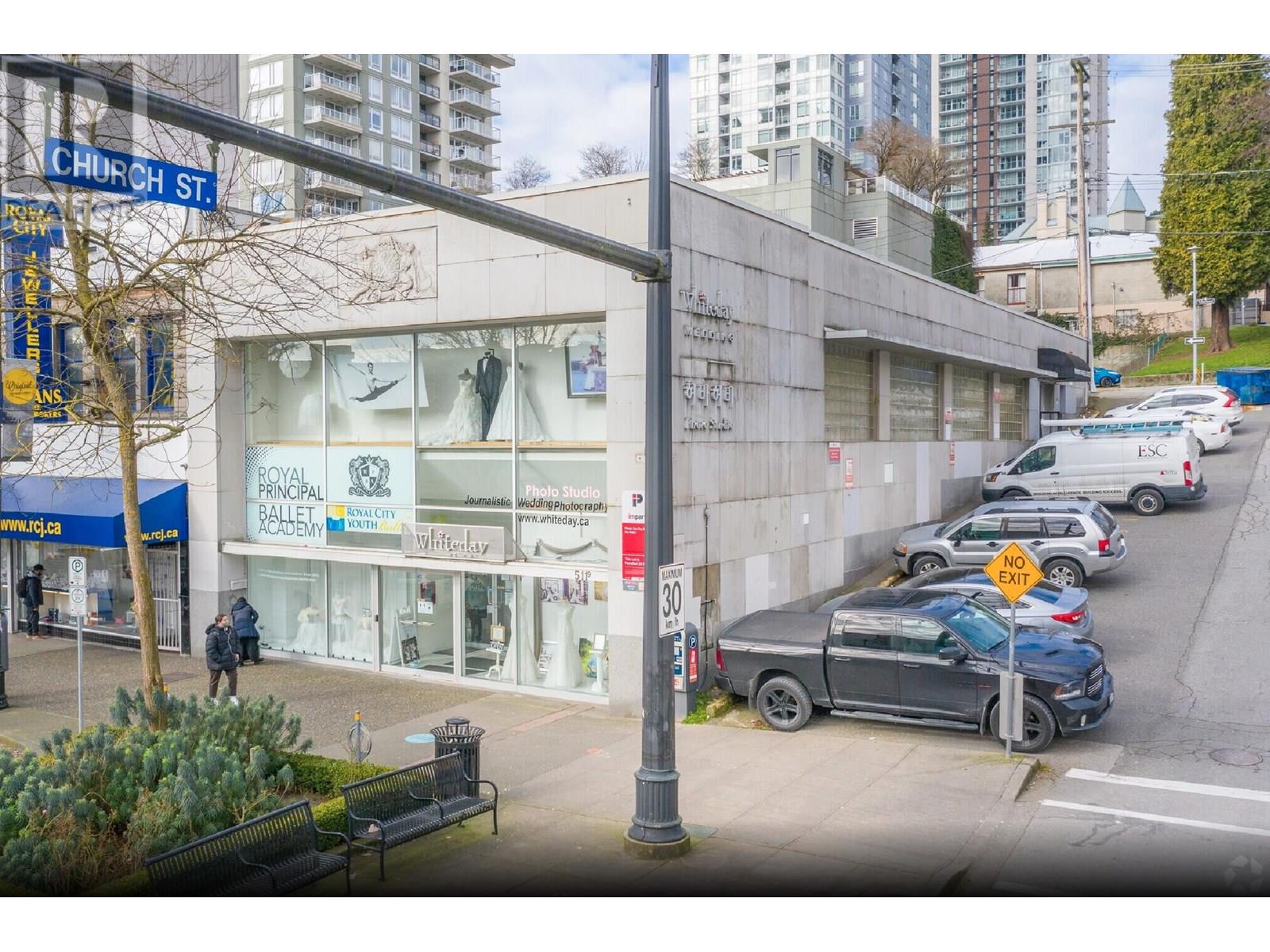 511 COLUMBIA STREET, New Westminster, British Columbia