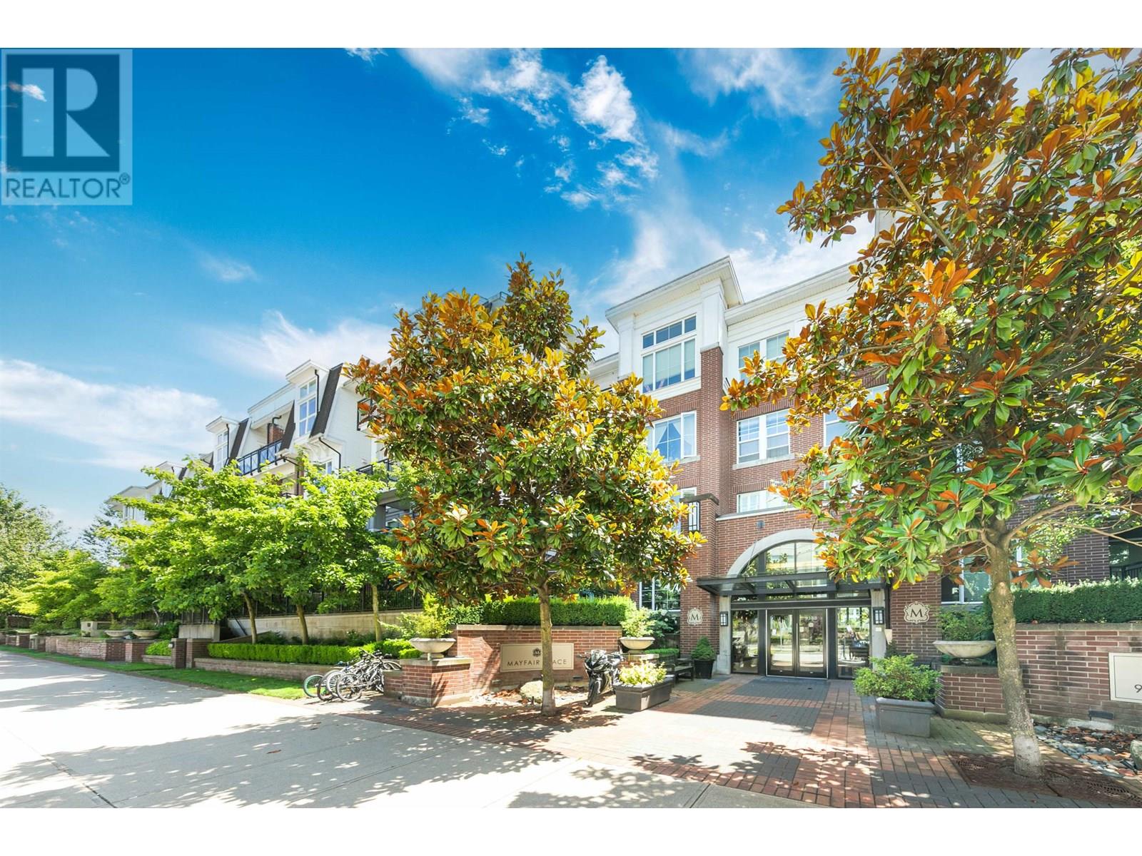 125 9388 MCKIM WAY, Richmond, British Columbia