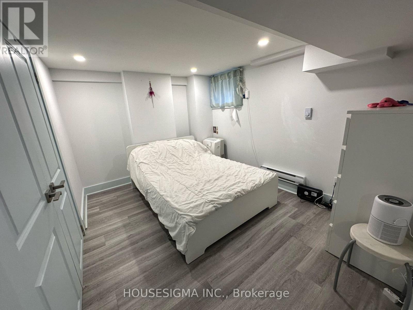Lower - 48 Euclid Avenue, Toronto, Ontario  M6J 2J6 - Photo 15 - C12284580
