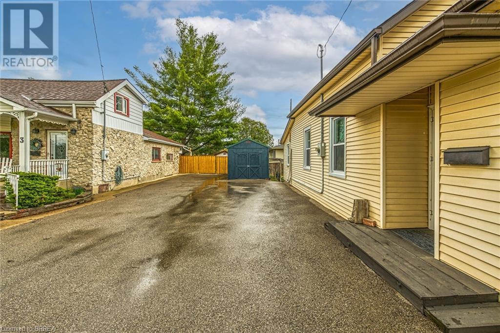 Property at 1 MILTON Street image 4