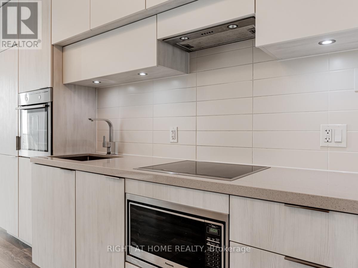 3809 - 8 Eglinton Avenue E, Toronto, Ontario  M4P 0C1 - Photo 11 - C12284599