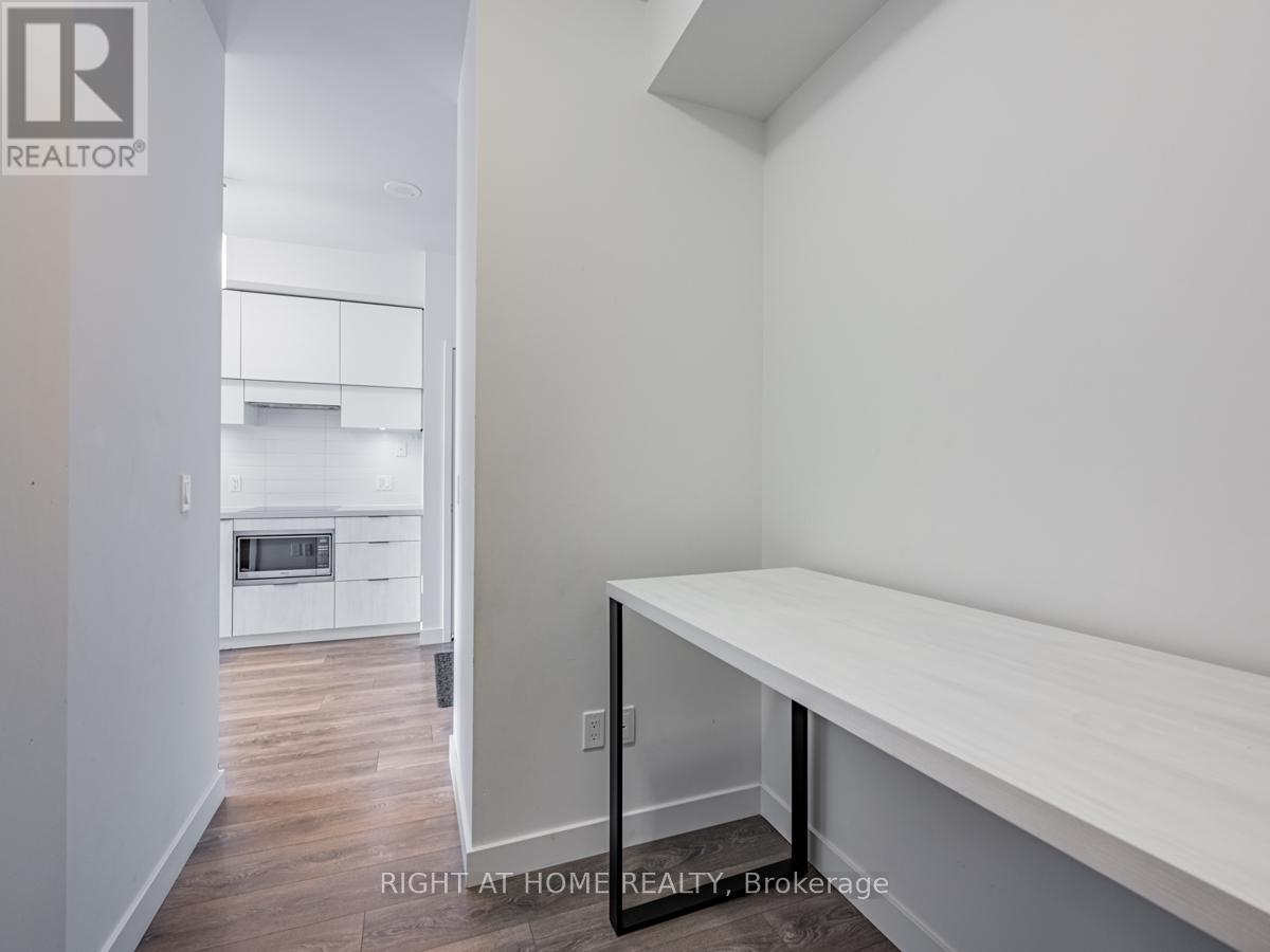 3809 - 8 Eglinton Avenue E, Toronto, Ontario  M4P 0C1 - Photo 13 - C12284599
