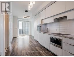 3809 - 8 EGLINTON AVENUE E, Toronto, Ontario