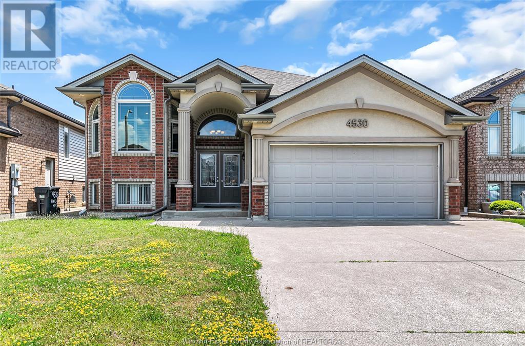MLS# 25017813: 4530 UNICORN, Windsor, Canada