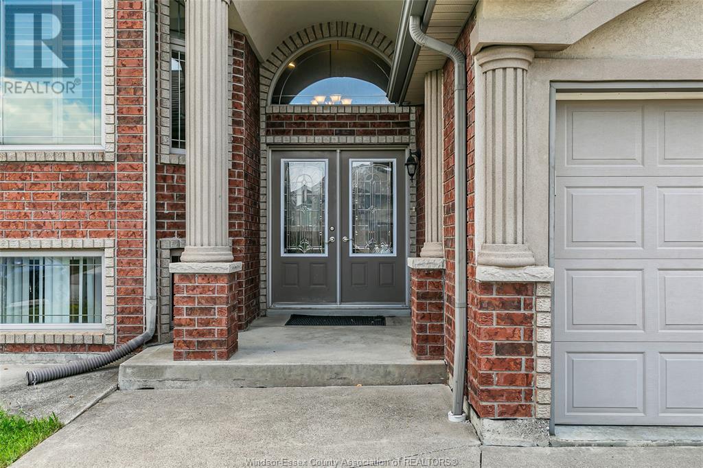 Property at 4530 UNICORN image 4