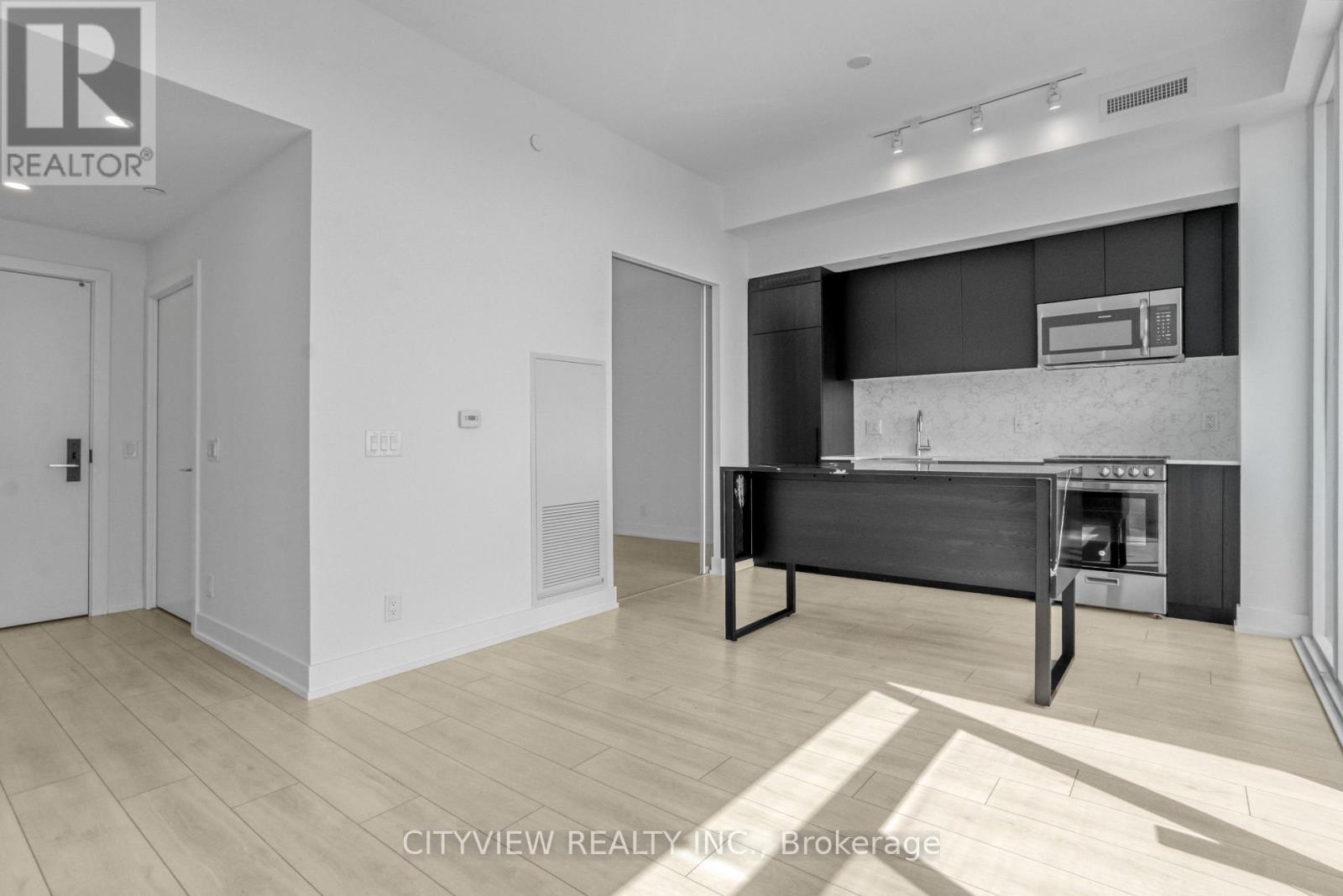 1104 - 270 Dufferin Street, Toronto, Ontario  M6K 0H8 - Photo 10 - W12284595