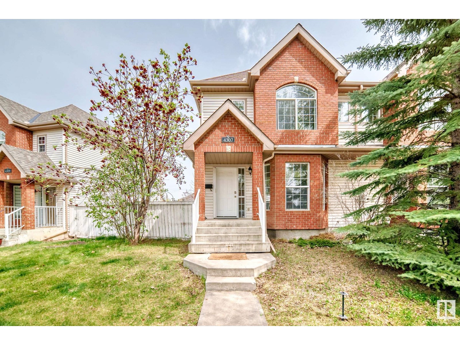 Property at 4307 TERWILLEGAR LINK LI NW image 1