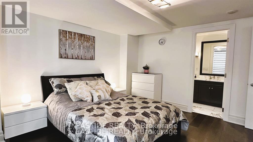 303 - 68 Yorkville Avenue, Toronto, Ontario  M5R 3V7 - Photo 14 - C12284622