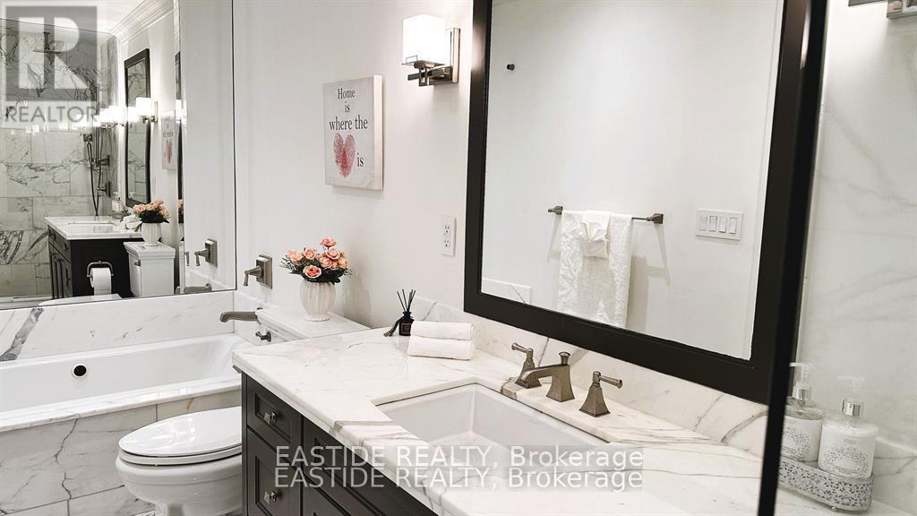 303 - 68 Yorkville Avenue, Toronto, Ontario  M5R 3V7 - Photo 17 - C12284622