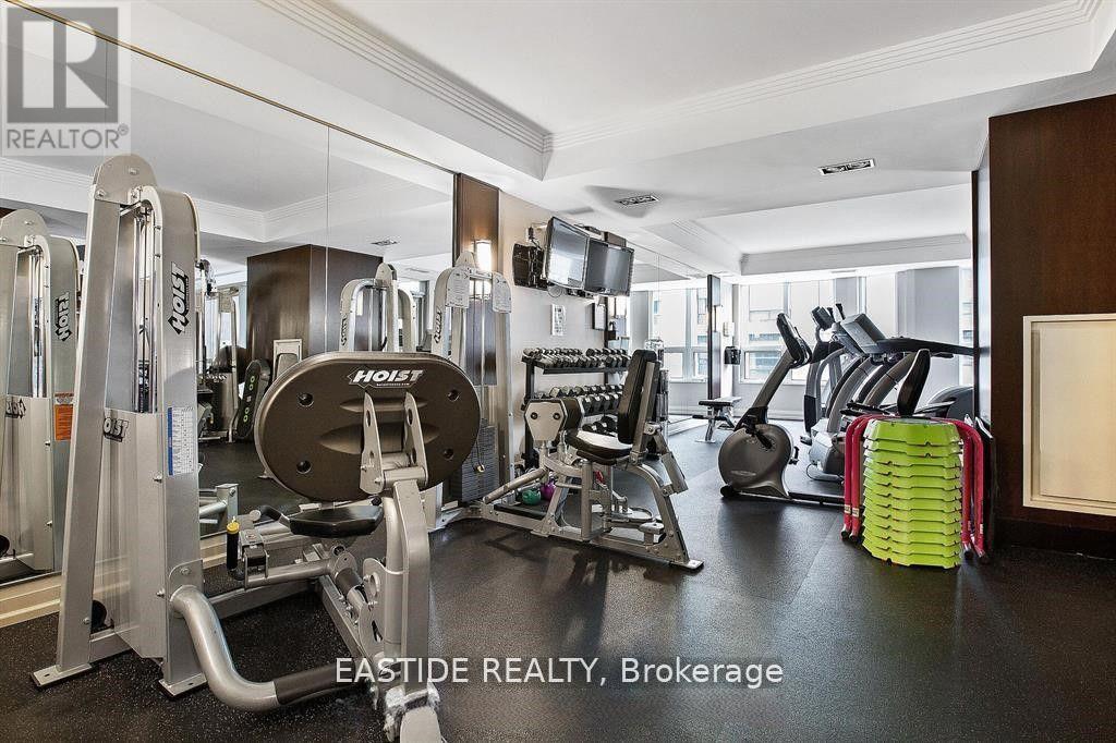 303 - 68 Yorkville Avenue, Toronto, Ontario  M5R 3V7 - Photo 20 - C12284622