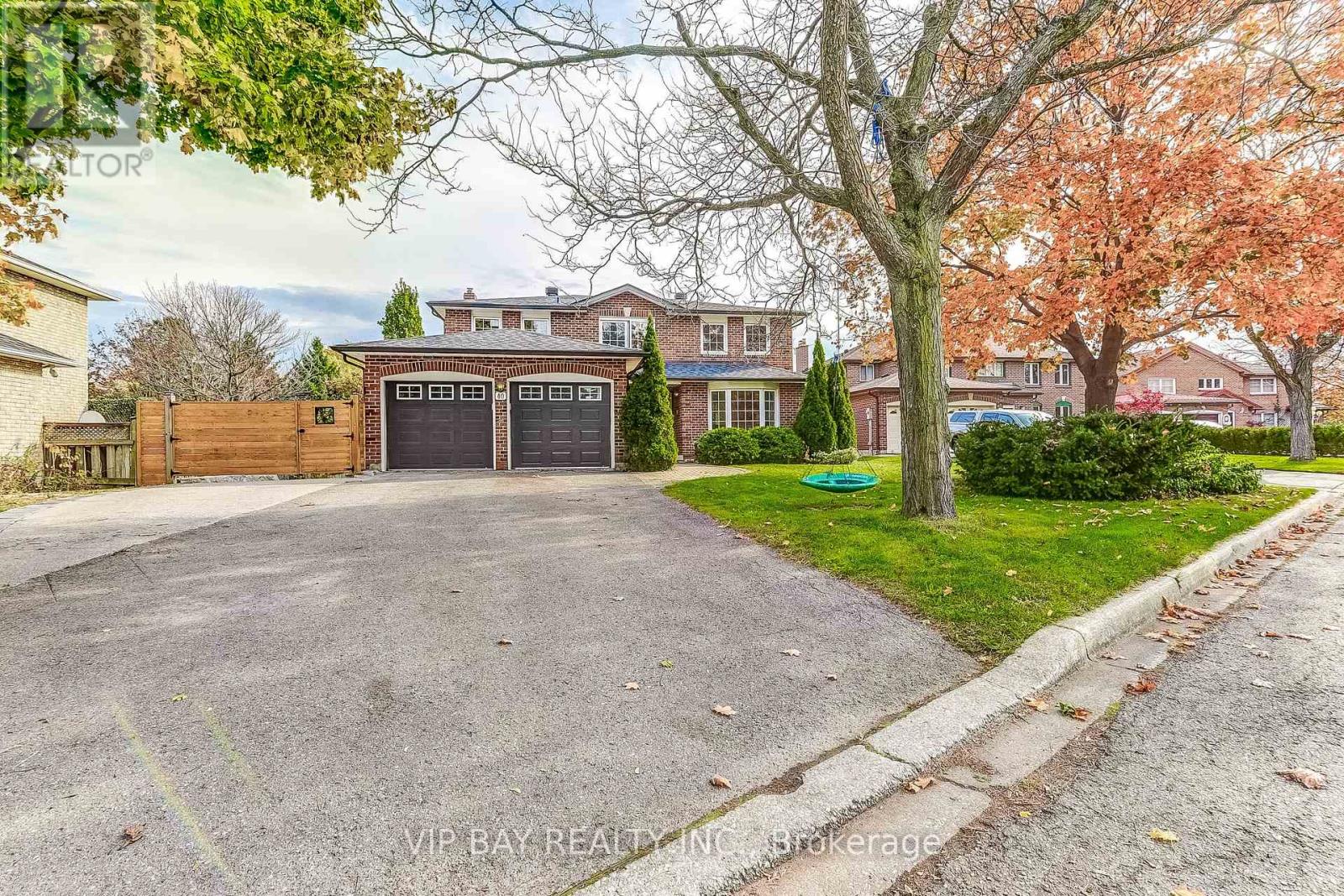 Property at 40 DAWNRIDGE TRAIL image 1