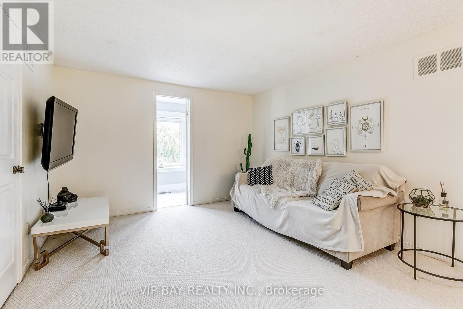 40 Dawnridge Trail, Brampton, Ontario  L6Z 2A1 - Photo 18 - W12284625