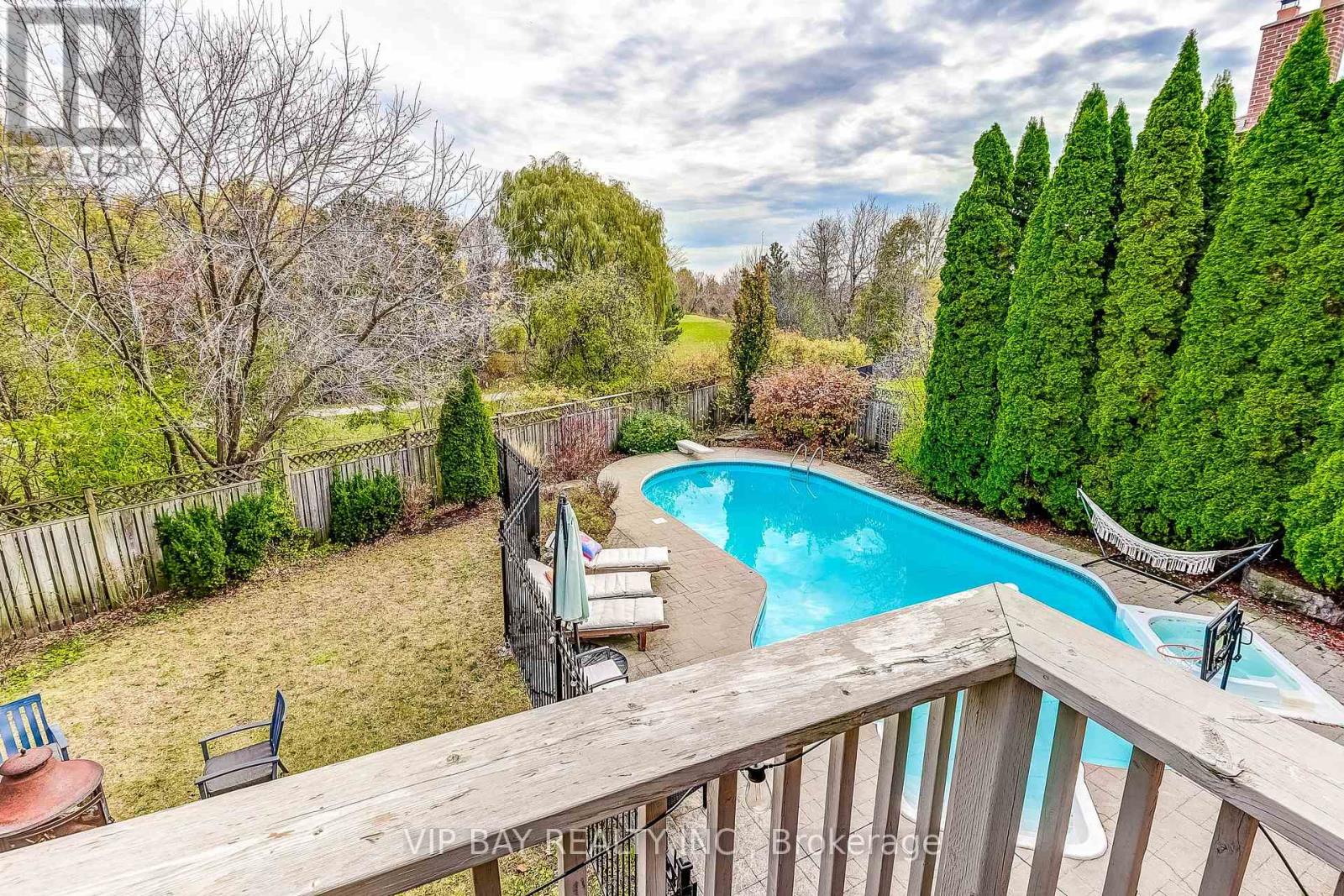 40 Dawnridge Trail, Brampton, Ontario  L6Z 2A1 - Photo 32 - W12284625