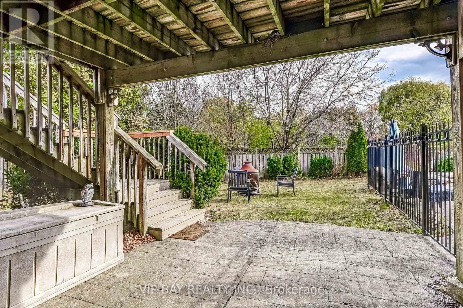 40 Dawnridge Trail, Brampton, Ontario  L6Z 2A1 - Photo 37 - W12284625