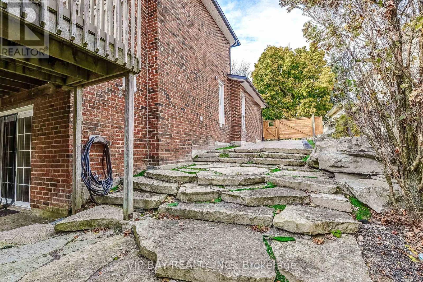 40 Dawnridge Trail, Brampton, Ontario  L6Z 2A1 - Photo 40 - W12284625