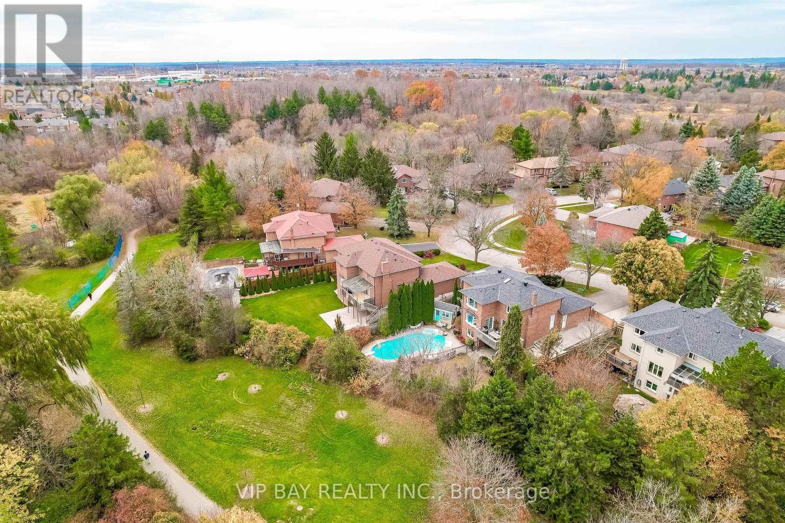 40 Dawnridge Trail, Brampton, Ontario  L6Z 2A1 - Photo 44 - W12284625