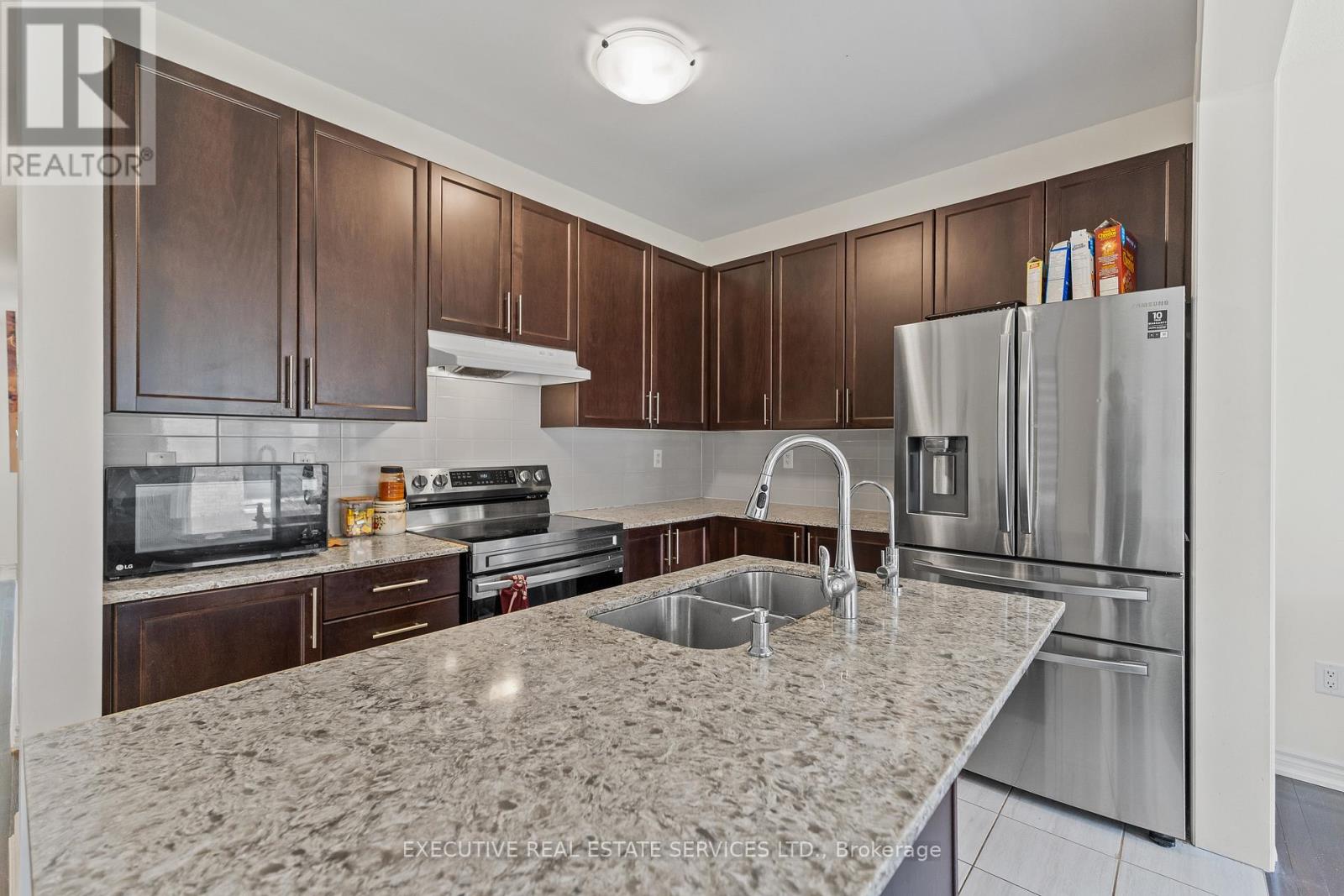 36 Truffle Court, Brampton (Northwest Brampton), Ontario  L7A 5A6 - Photo 17 - W12284627