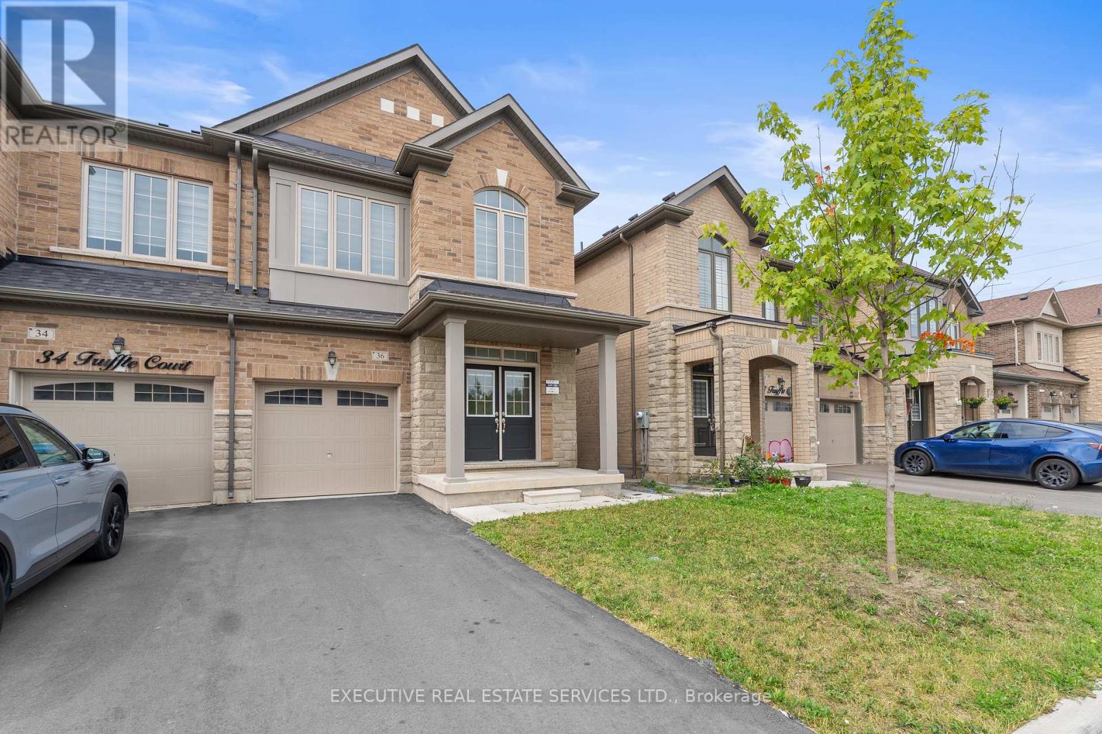 36 Truffle Court, Brampton (Northwest Brampton), Ontario  L7A 5A6 - Photo 3 - W12284627