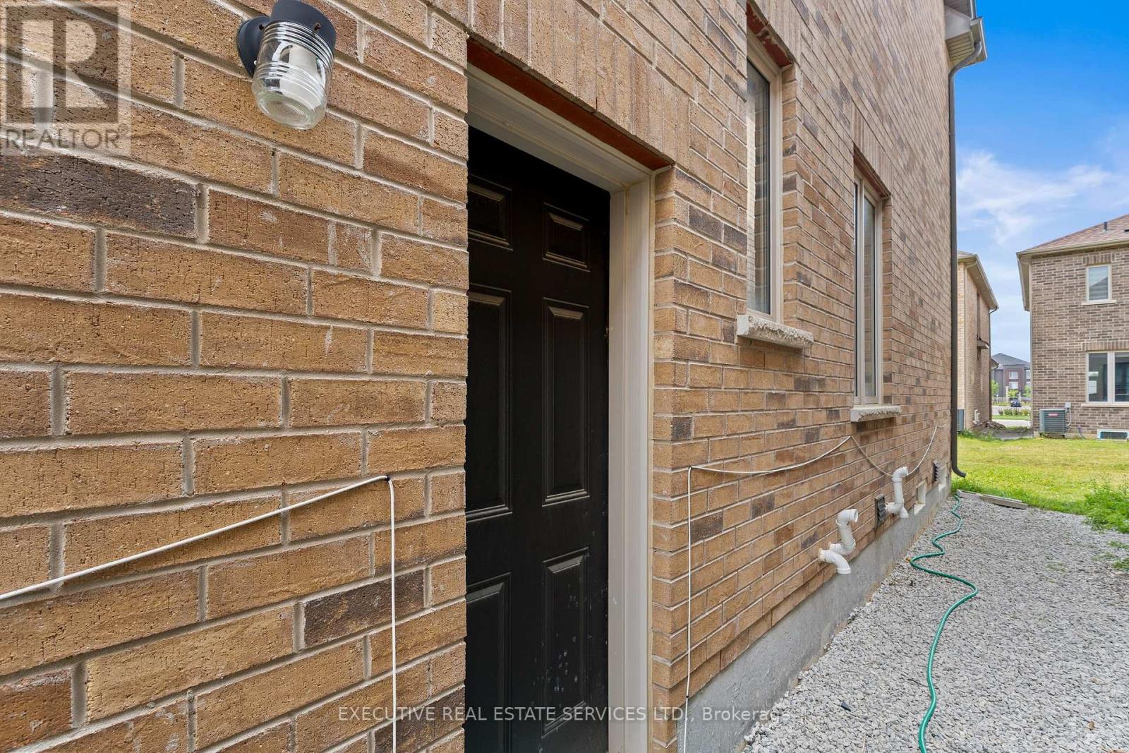 36 Truffle Court, Brampton (Northwest Brampton), Ontario  L7A 5A6 - Photo 35 - W12284627