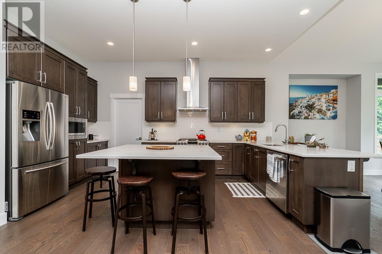 3511 Bishop Place, Coquitlam, British Columbia  V3E 0K2 - Photo 9 - R3026157