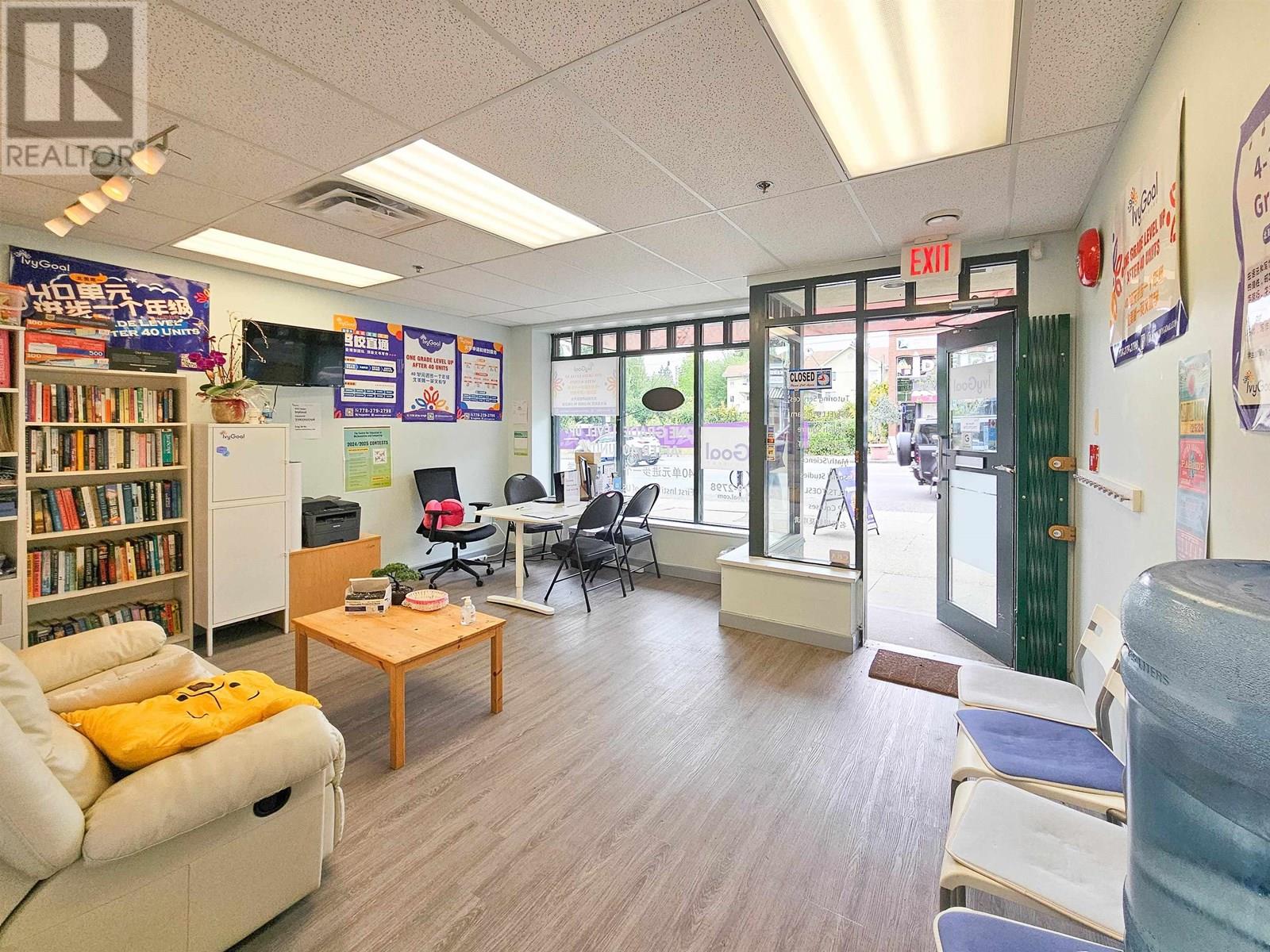 2448 W 41st Avenue, Vancouver, British Columbia  V6M 2A7 - Photo 2 - C8070557