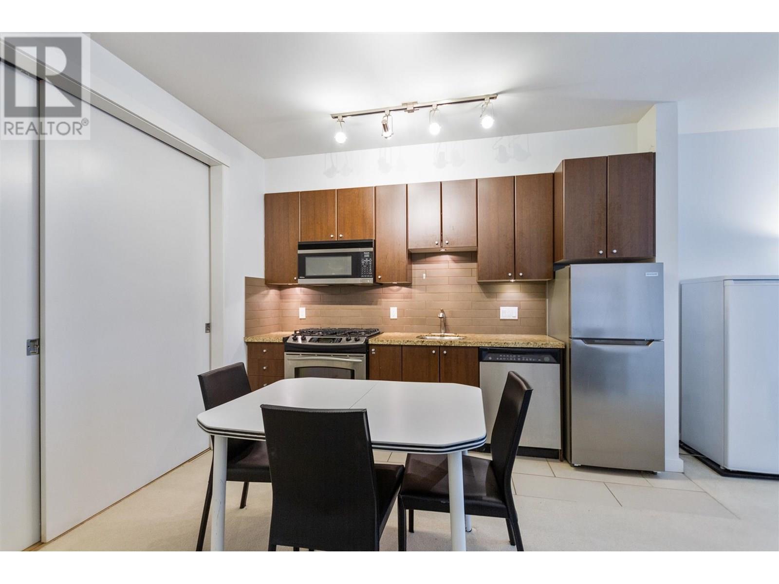 25 1863 Wesbrook Mall, Vancouver, British Columbia  V6T 2J7 - Photo 10 - R3002125