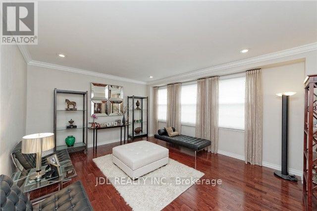 Property at 22 HILLHOLM BOULEVARD image 3