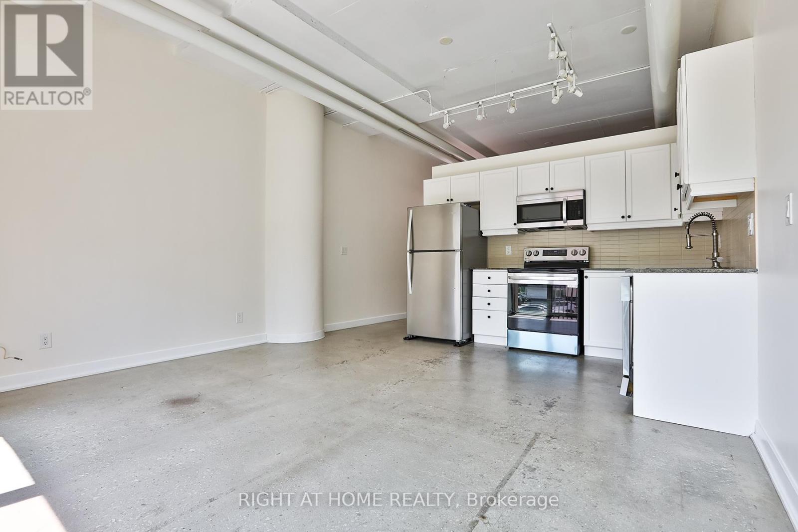 313 - 2 Fieldway Road, Toronto, Ontario  M8Z 0B9 - Photo 16 - W12284631