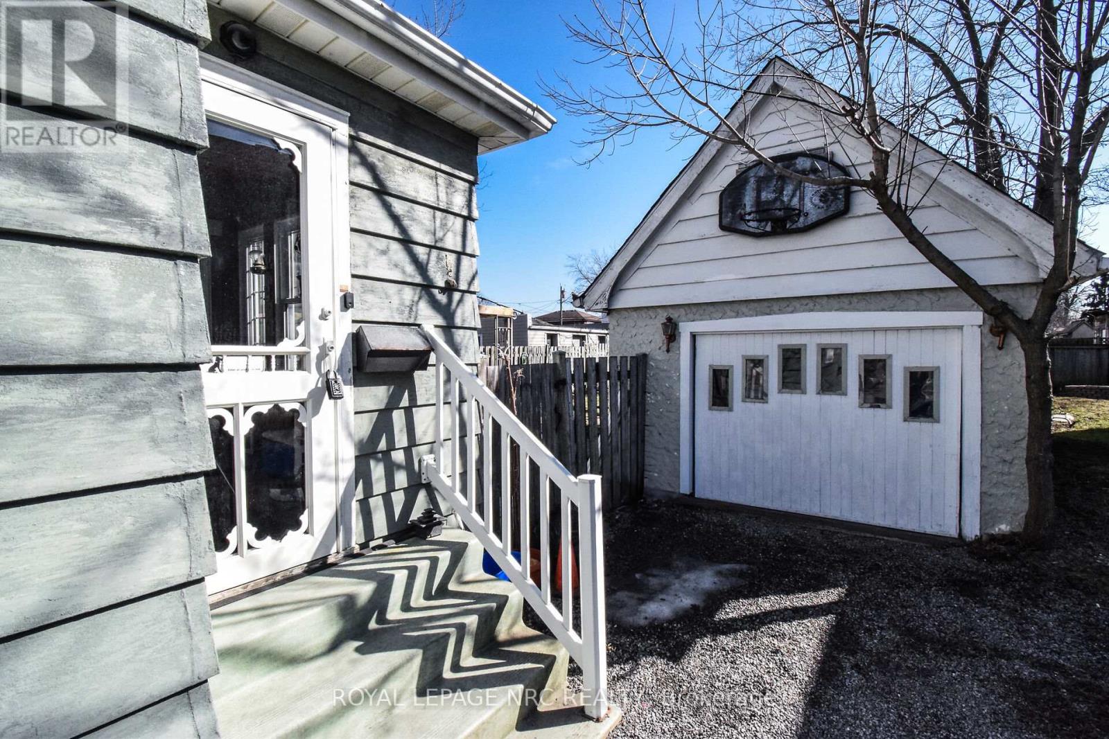Property at 110 EASTCHESTER AVENUE image 3