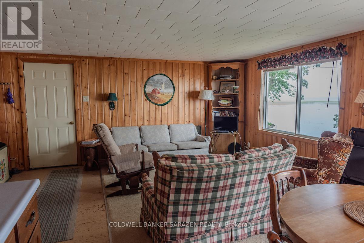 351 Leavoy Lane, Horton, Ontario  K7V 3Z8 - Photo 11 - X12284747