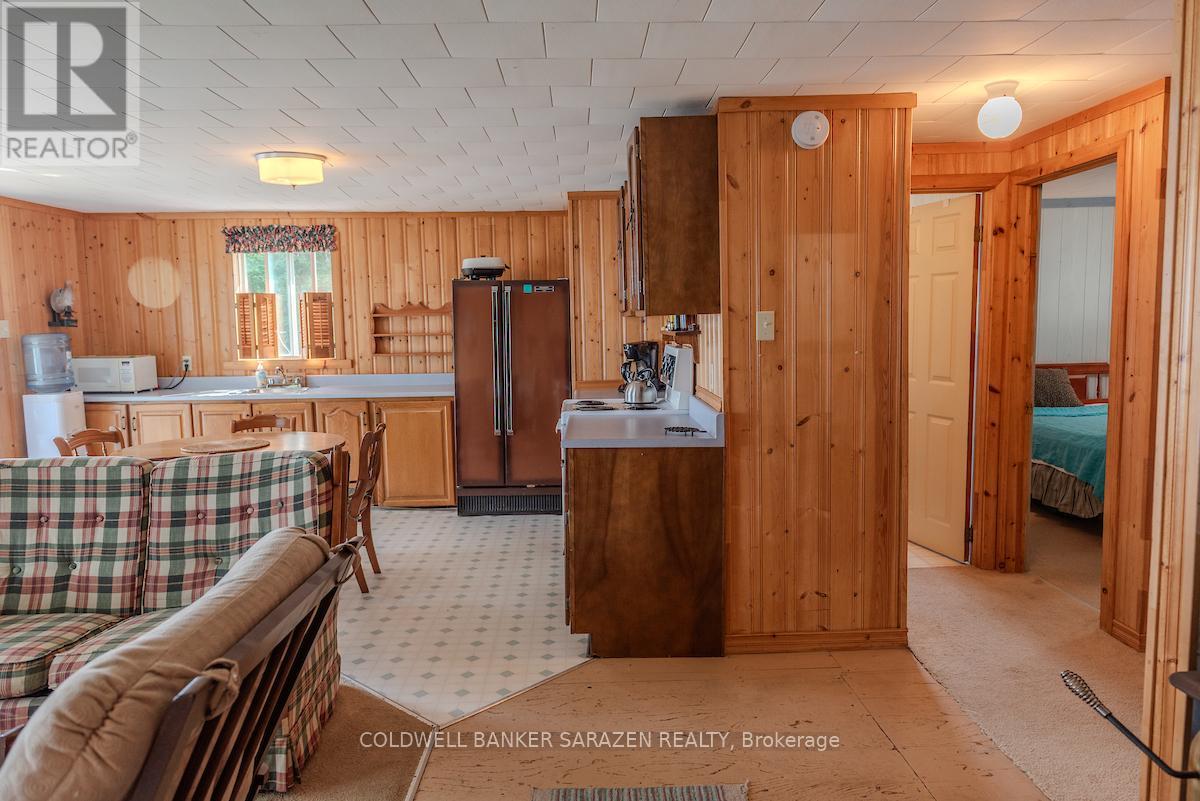 351 Leavoy Lane, Horton, Ontario  K7V 3Z8 - Photo 15 - X12284747