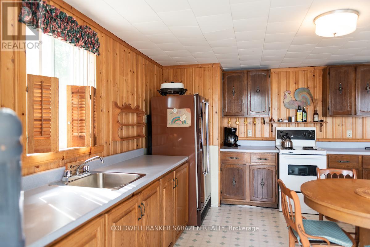 351 Leavoy Lane, Horton, Ontario  K7V 3Z8 - Photo 36 - X12284747