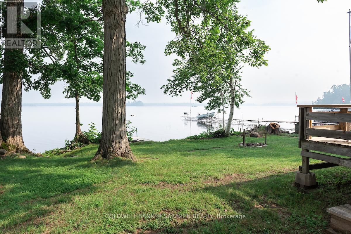 351 Leavoy Lane, Horton, Ontario  K7V 3Z8 - Photo 6 - X12284747
