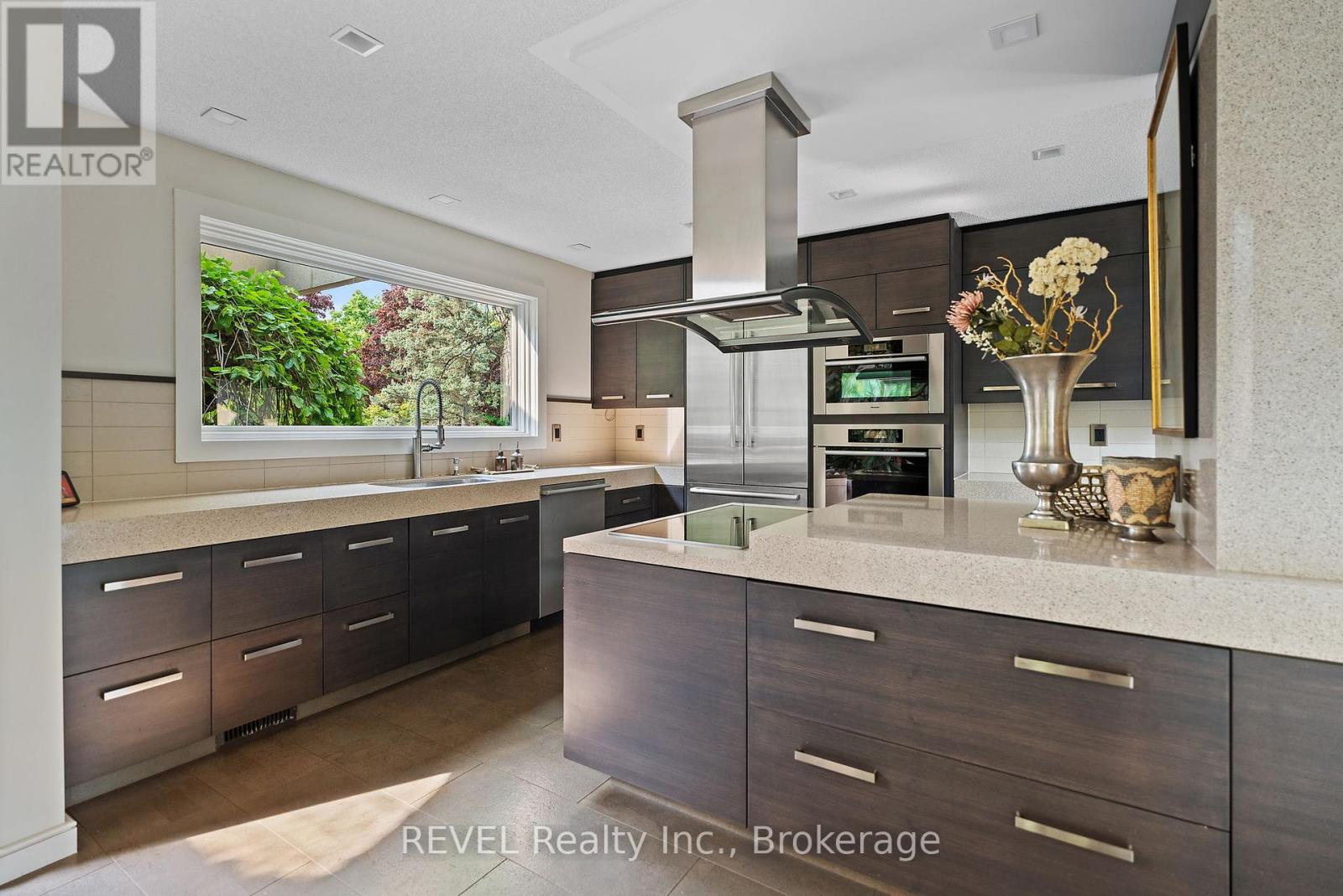 2721 Decew Road, St. Catharines (Rykert/vansickle), Ontario  L2R 6P7 - Photo 15 - X12266766