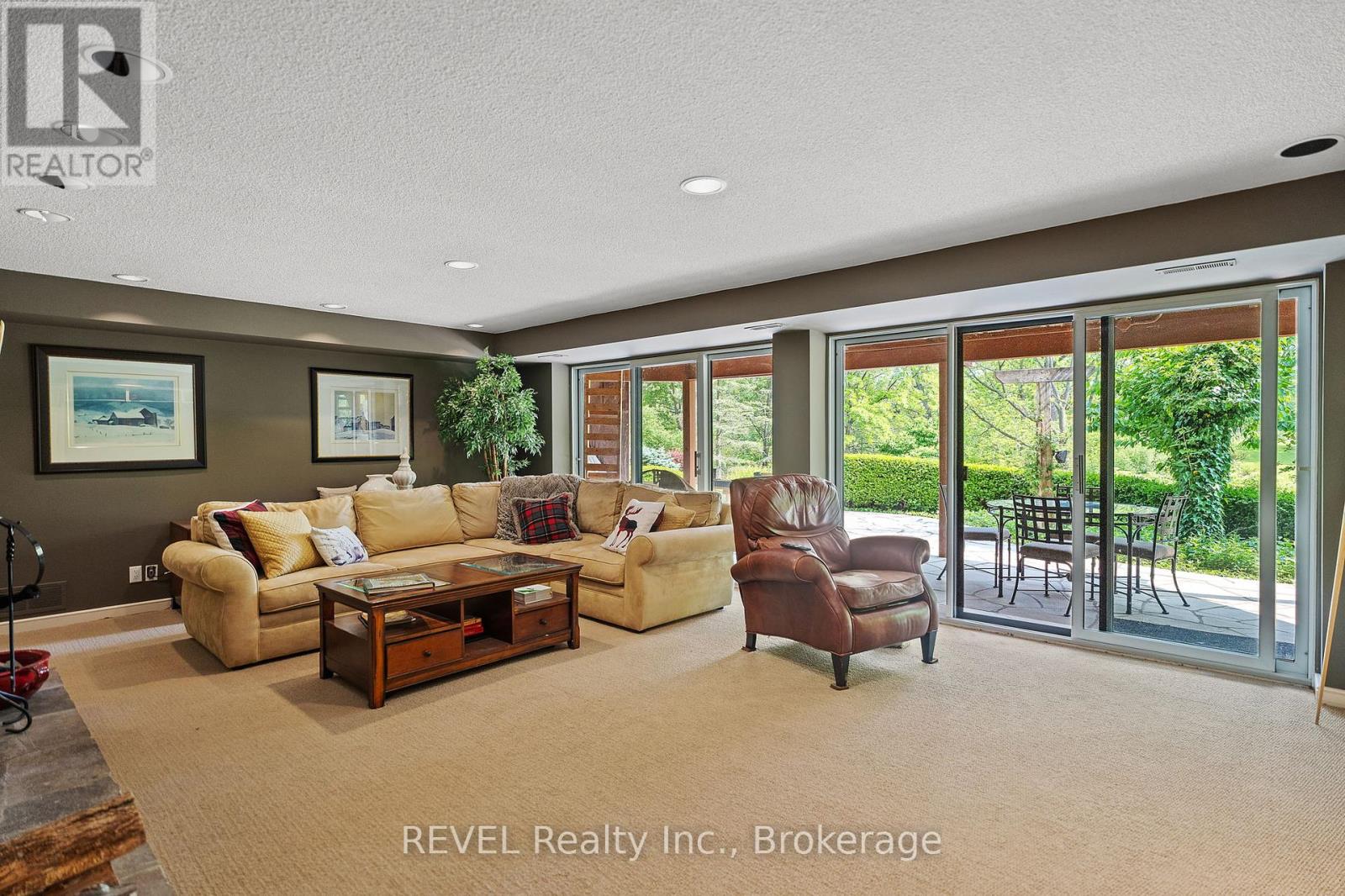 2721 Decew Road, St. Catharines (Rykert/vansickle), Ontario  L2R 6P7 - Photo 36 - X12266766