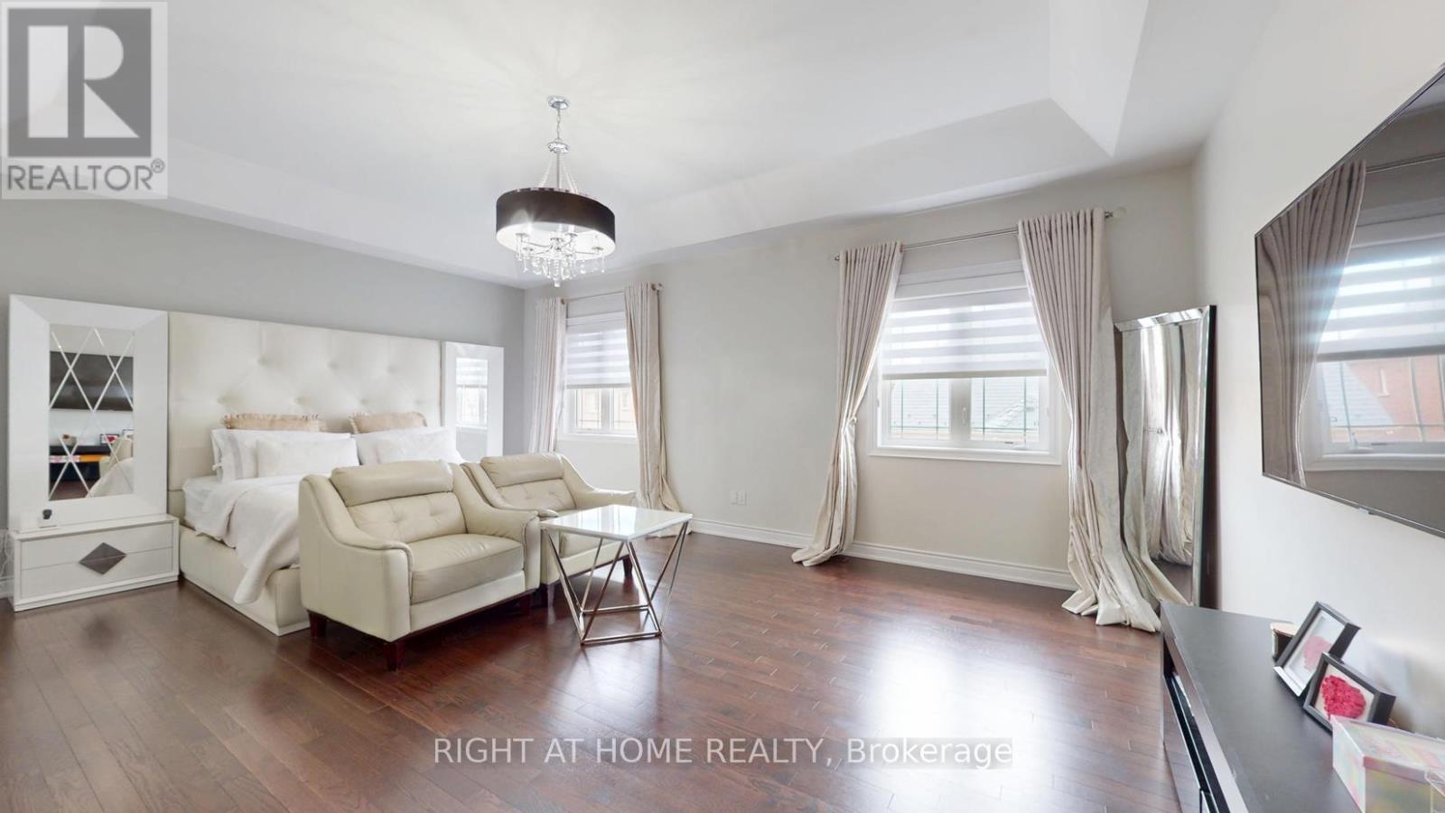 60 Chesney Crescent, Vaughan, Ontario  L4H 4A5 - Photo 24 - N12284698