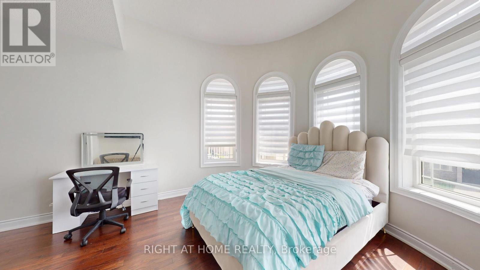 60 Chesney Crescent, Vaughan, Ontario  L4H 4A5 - Photo 26 - N12284698