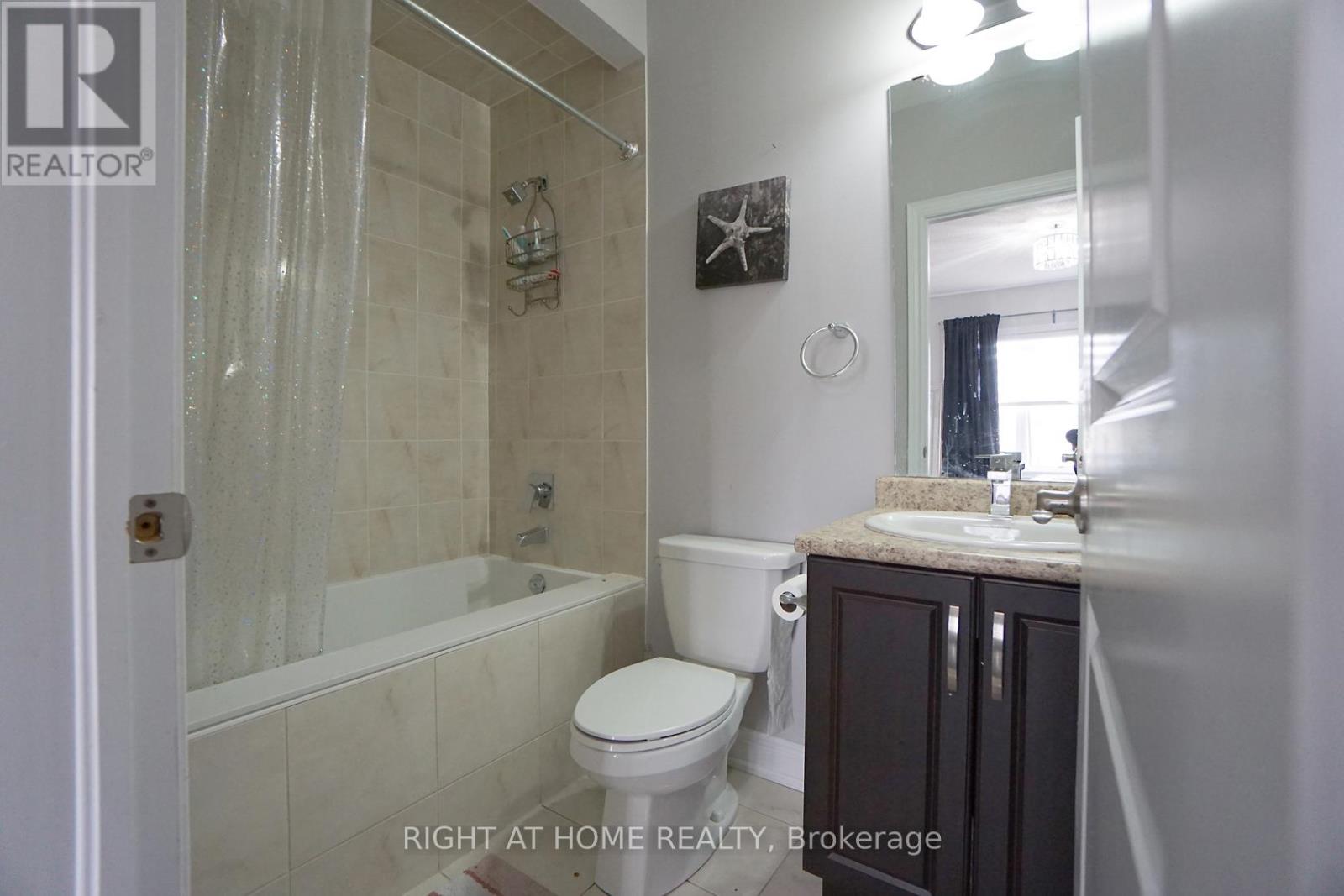 60 Chesney Crescent, Vaughan, Ontario  L4H 4A5 - Photo 46 - N12284698