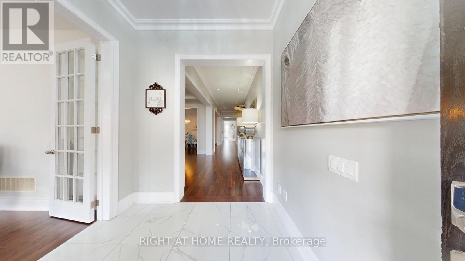 60 Chesney Crescent, Vaughan, Ontario  L4H 4A5 - Photo 8 - N12284698