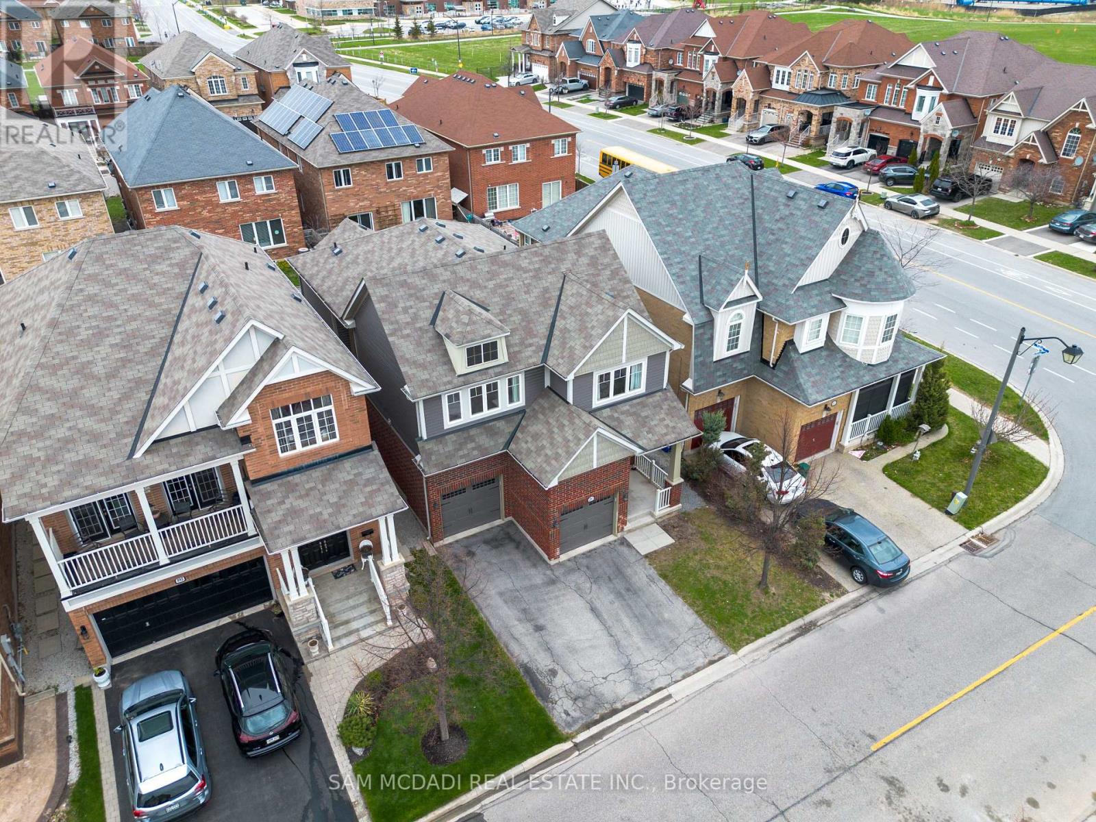 Property at 597 BARTLEMAN TERRACE image 4