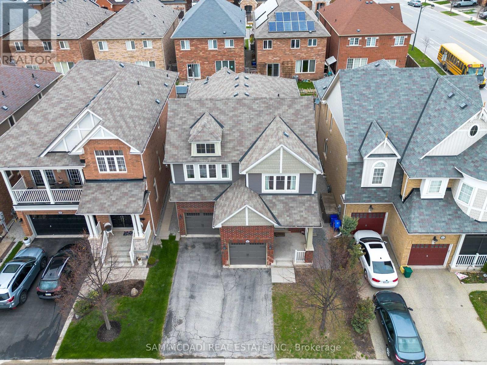 Property at 597 BARTLEMAN TERRACE image 5