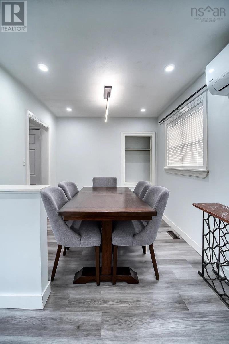 Property at 43 Beaver Bank Road image 2