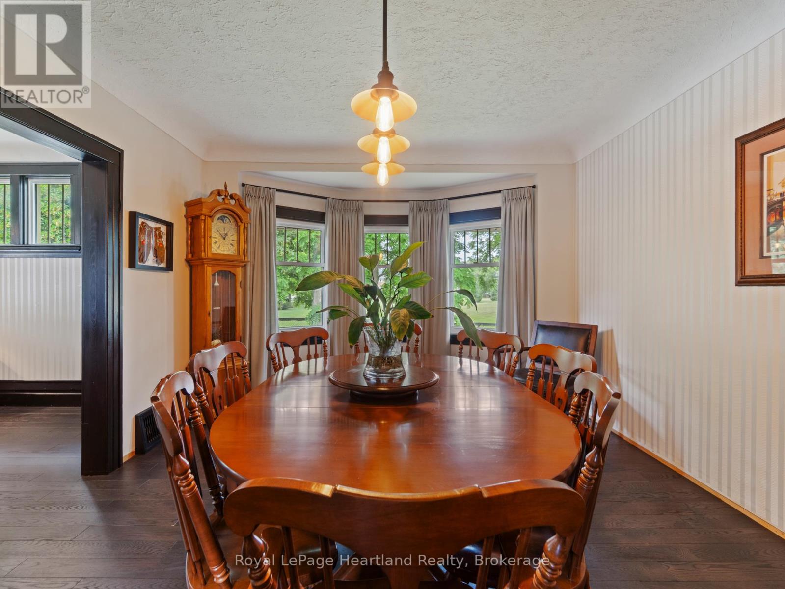 14 Centre Street, Bluewater, Ontario  N0M 2T0 - Photo 16 - X12284803