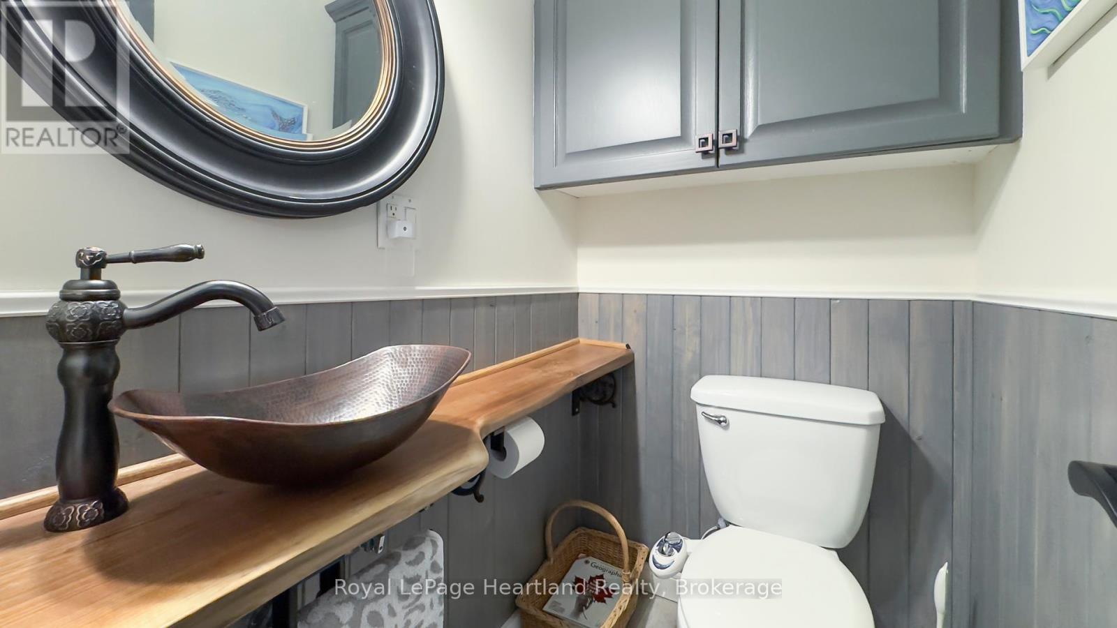 14 Centre Street, Bluewater, Ontario  N0M 2T0 - Photo 18 - X12284803