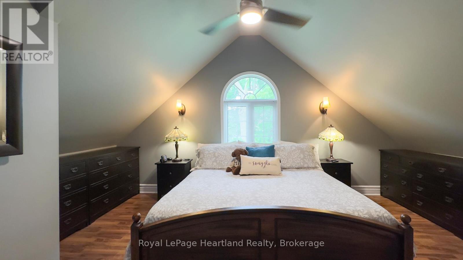 14 Centre Street, Bluewater, Ontario  N0M 2T0 - Photo 27 - X12284803
