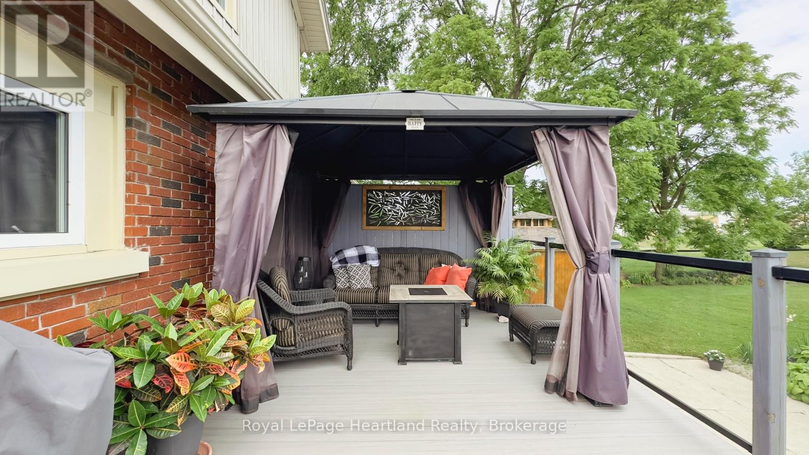 14 Centre Street, Bluewater, Ontario  N0M 2T0 - Photo 49 - X12284803