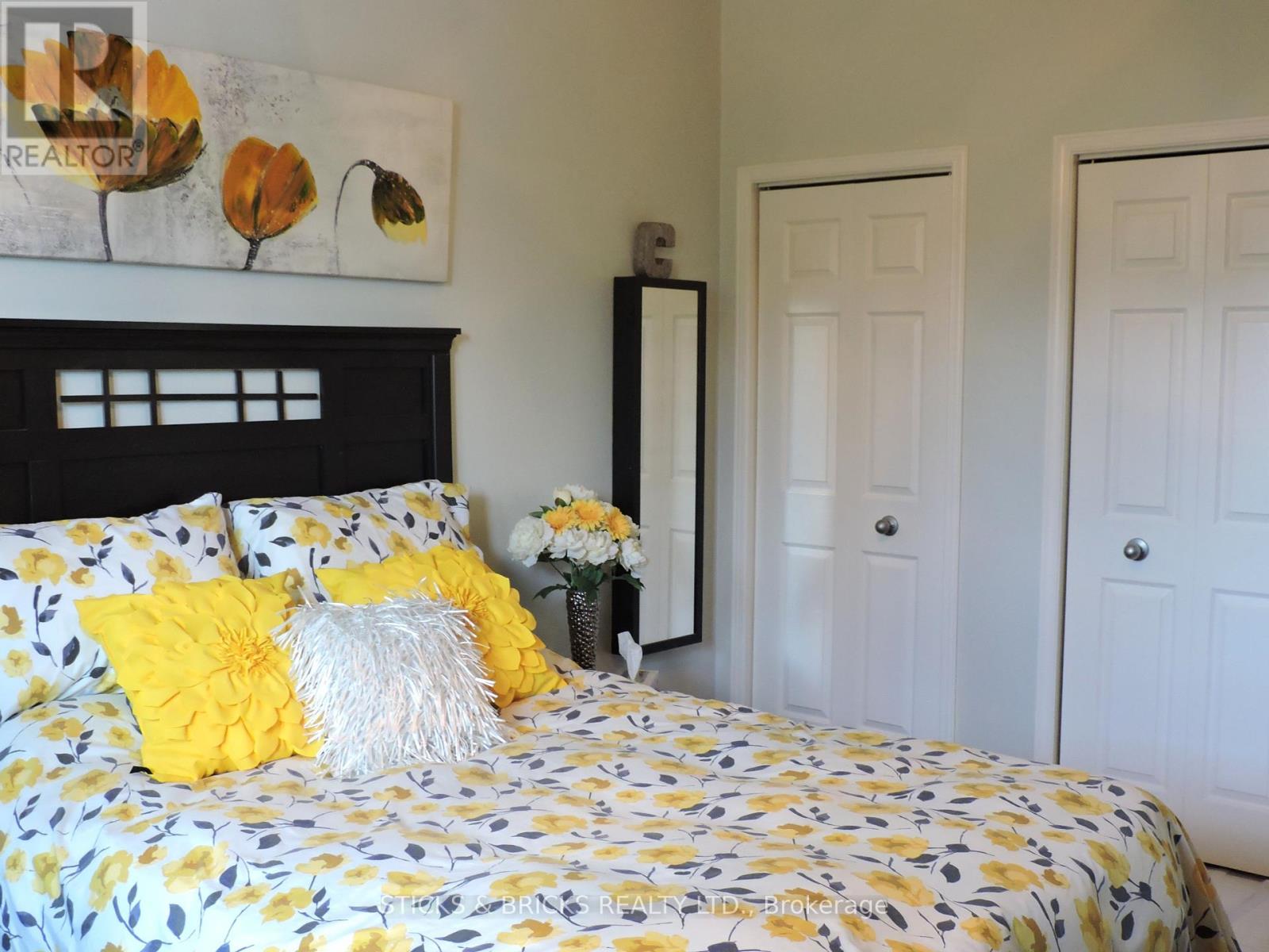 27 - 5070 Drummond Road, Niagara Falls, Ontario L2E 6E4 - Photo 9 - X12284807