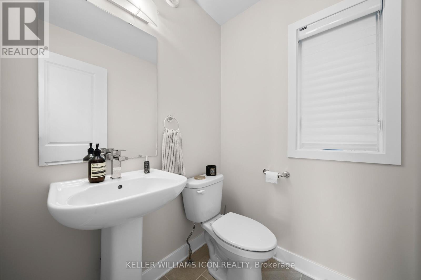 314 Whitham Crescent, North Grenville, Ontario  K0G 1J0 - Photo 5 - X12100452