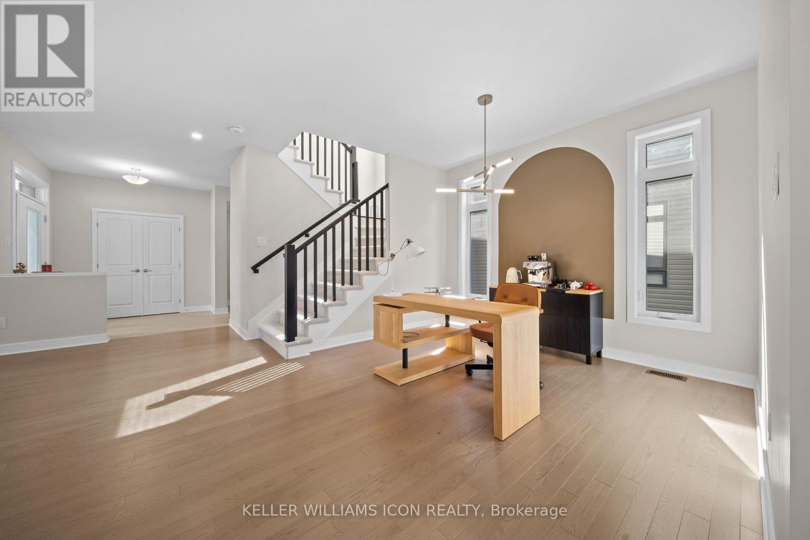 314 Whitham Crescent, North Grenville, Ontario  K0G 1J0 - Photo 7 - X12100452