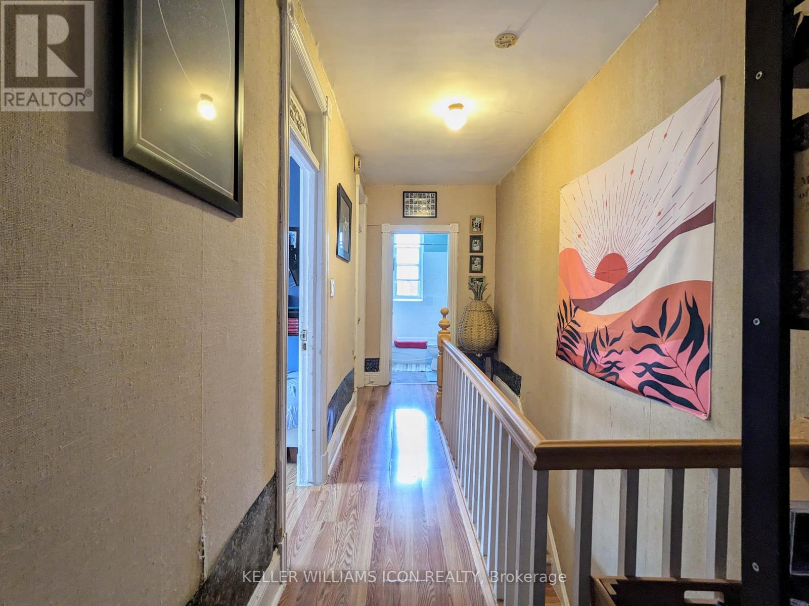 451 & 453 - 453 Catherine Street, Ottawa, Ontario  K1R 5T7 - Photo 10 - X12253240